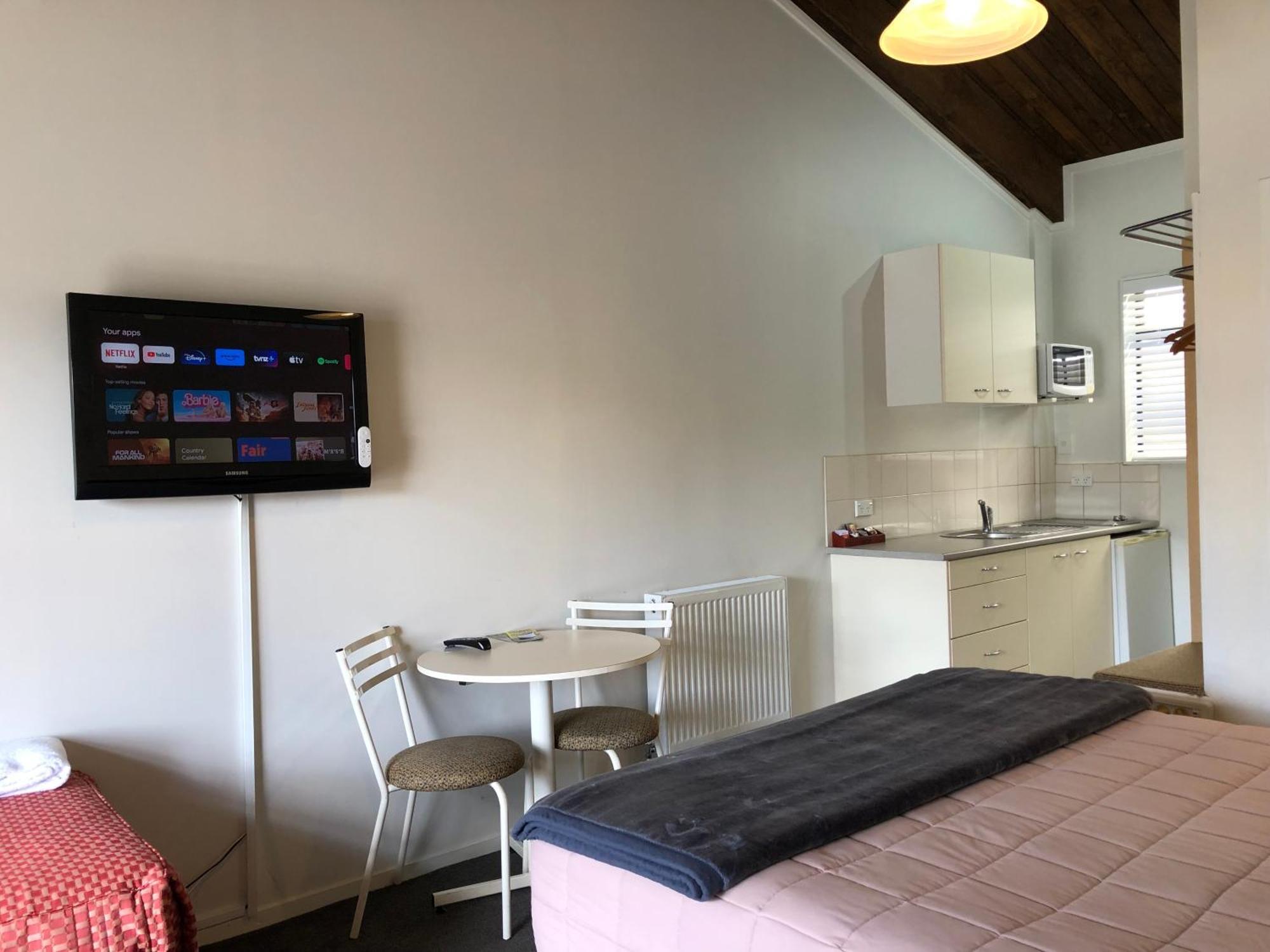 אוהקונה Alpine Motel מראה חיצוני תמונה