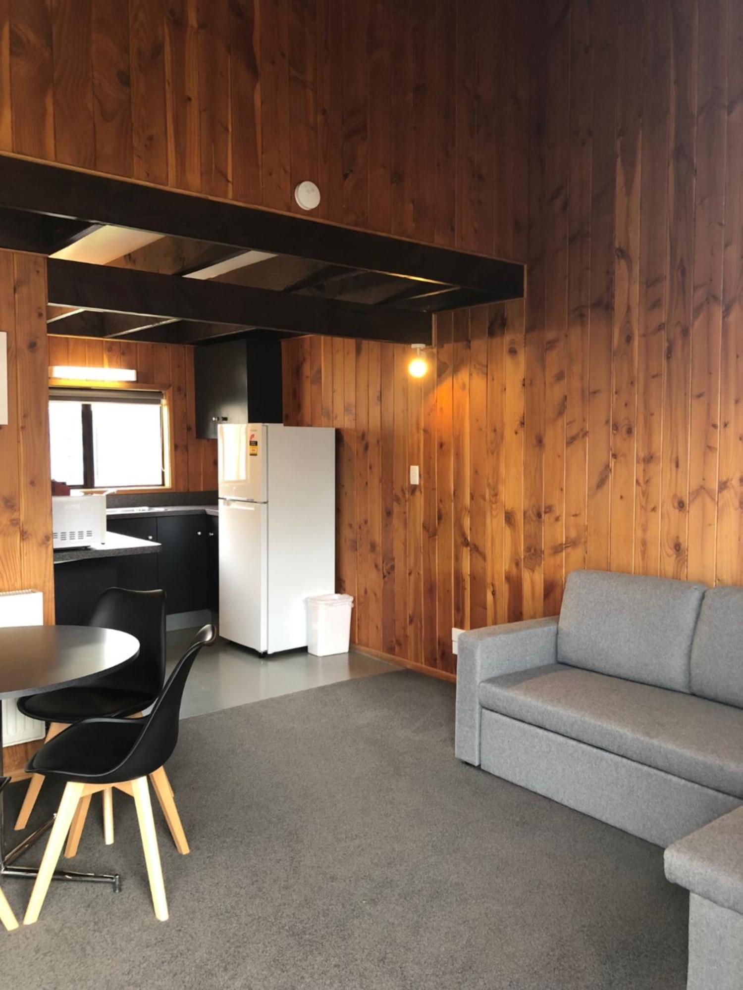 אוהקונה Alpine Motel מראה חיצוני תמונה
